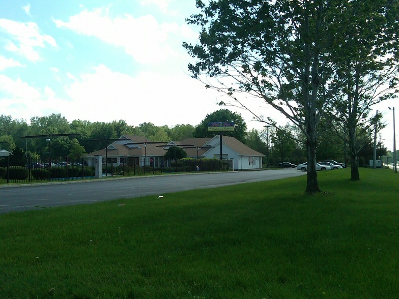 38886 Mentor Ave, Willoughby, OH en venta - Foto del edificio - Imagen 2 de 5