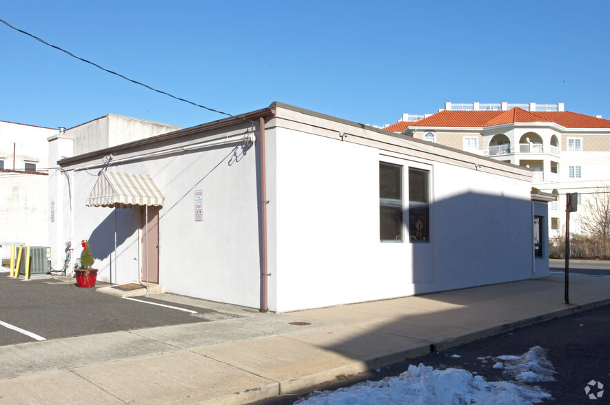 648 Ocean Ave, Long Branch, NJ en venta - Foto del edificio - Imagen 3 de 3