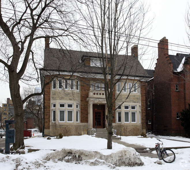 483 Huron St, Toronto, ON en alquiler - Foto del edificio - Imagen 3 de 3