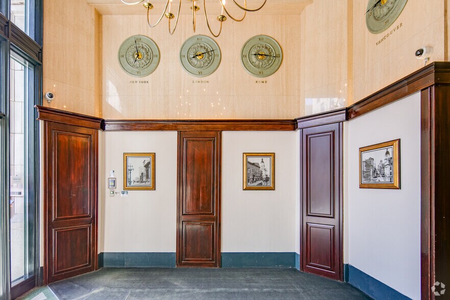 525 Seymour St, Vancouver, BC en alquiler - Vestíbulo - Imagen 3 de 18