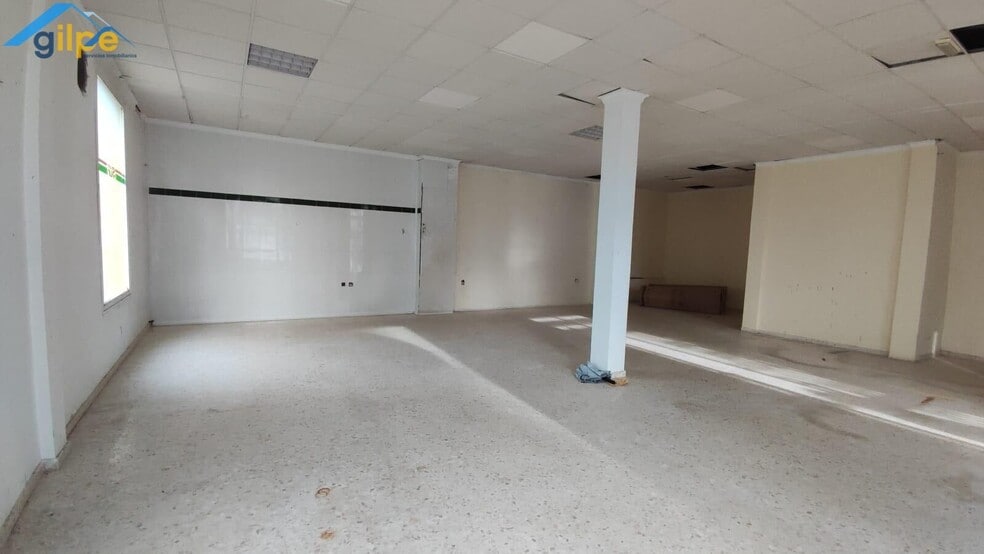 Local en Marchena en venta - Foto del edificio - Imagen 2 de 6