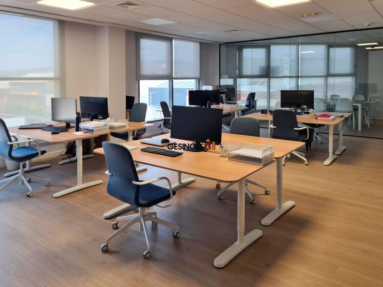 Oficina en Ontinyent, Valencia en alquiler - Foto del edificio - Imagen 2 de 13