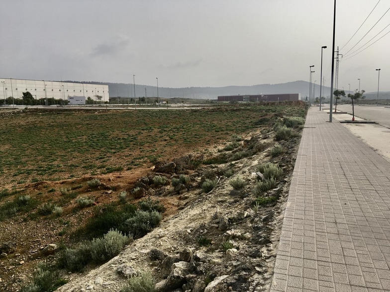 Calle Alexander Graham Bell, 4, Humilladero, Málaga en venta - Foto del edificio - Imagen 2 de 5