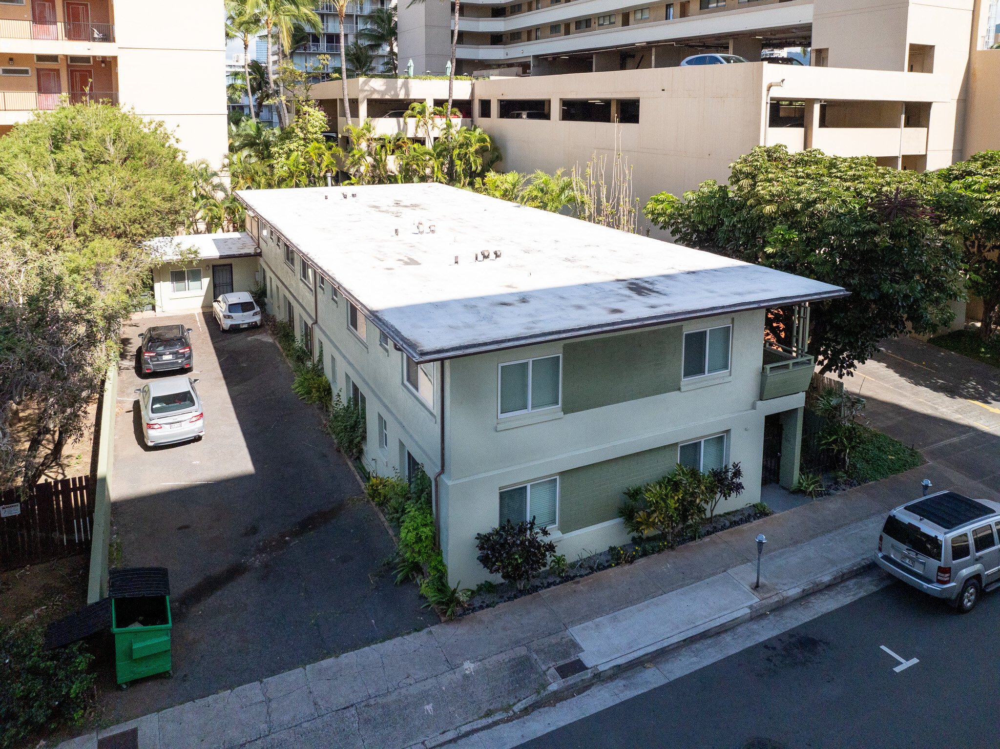 448 Kaiolu St, Honolulu, HI en venta Foto del edificio- Imagen 1 de 27