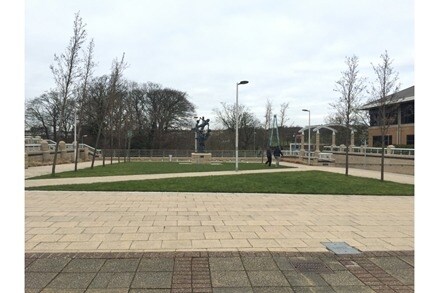 Almondvale Blvd, Livingston en alquiler - Foto del edificio - Imagen 2 de 9