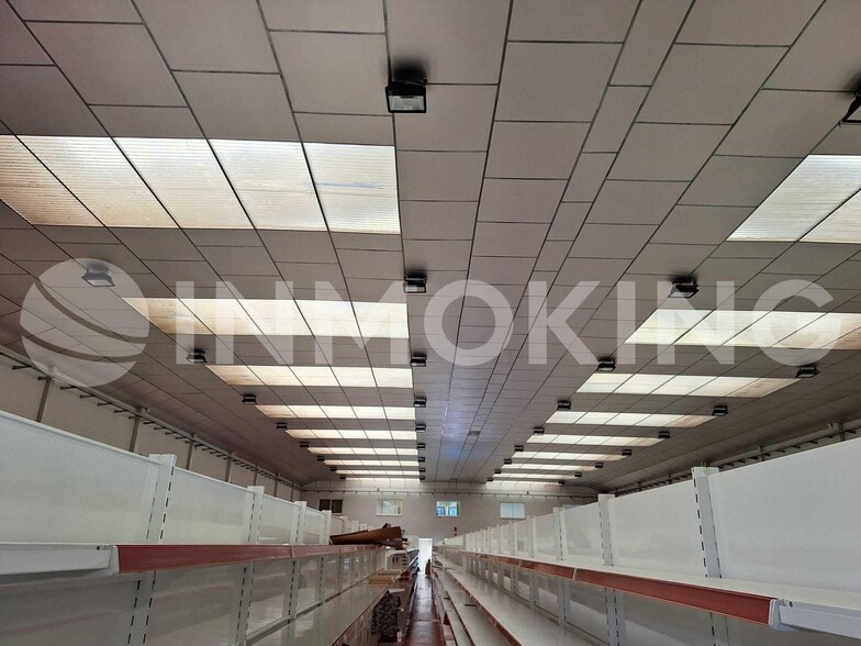 Nave en Riba-roja de Túria, Valencia en venta - Foto del interior - Imagen 3 de 8