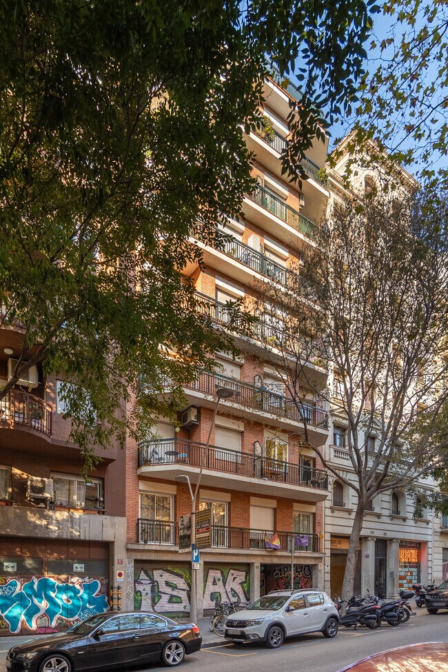 Más detalles de Edificio residencial​ en venta
