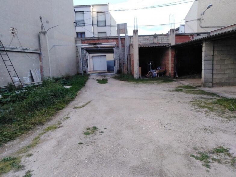 Avenida Llibertat de la, 9, Castalla, Alicante en venta - Foto principal - Imagen 1 de 5