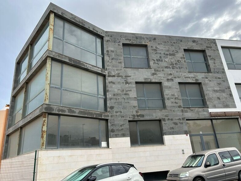 Oficina en Puerto del Rosario en venta - Foto del edificio - Imagen 1 de 3