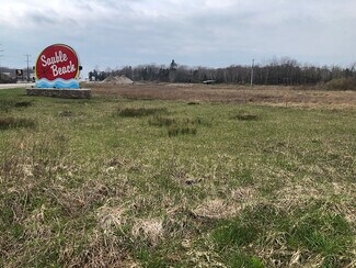 Más detalles de 701 Main St, Sauble Beach, ON - Terreno en venta