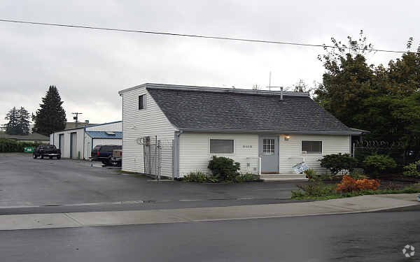 Office & Warehouse Portfolio Sale cartera de 2 inmuebles en venta en LoopNet.es Foto principal- Imagen 1 de 2