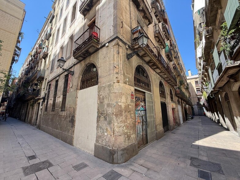 Edificio residencial en Barcelona, Barcelona en venta - Foto del edificio - Imagen 1 de 3