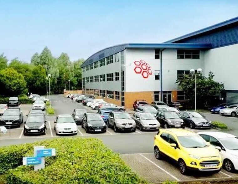 Severn Dr, Tewkesbury en alquiler - Foto del edificio - Imagen 2 de 2