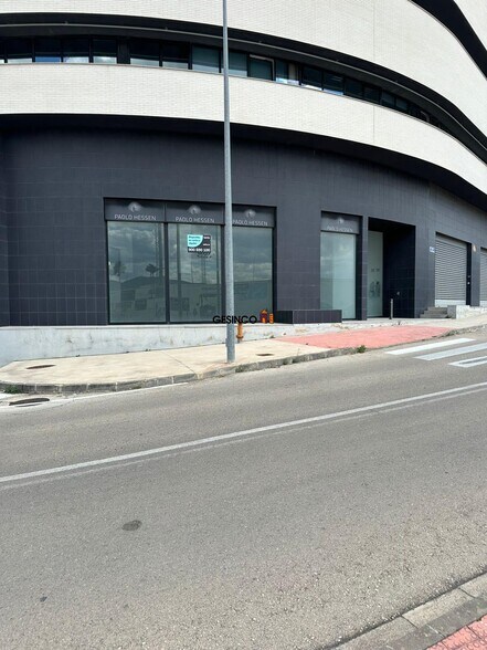 Local en Ontinyent en venta - Foto del edificio - Imagen 2 de 18