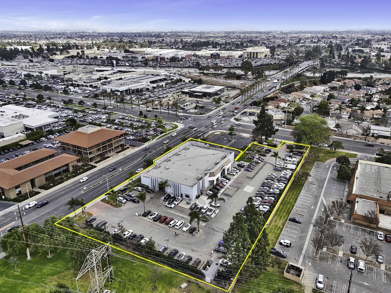 10944 South St, Cerritos, CA en venta - Foto del edificio - Imagen 3 de 37