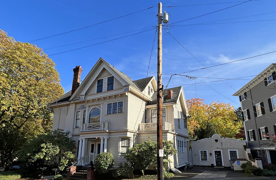 1012 SW King Ave, Portland, OR en alquiler - Foto del edificio - Imagen 2 de 13