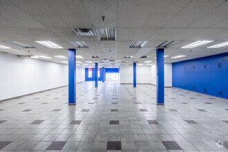 512 W 181st St, New York, NY en venta Foto del interior- Imagen 2 de 3