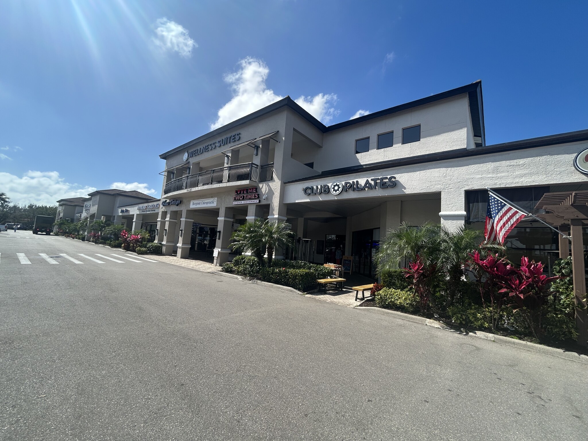 7935 Airport Pulling Rd, Naples, FL en alquiler Foto del edificio- Imagen 1 de 9