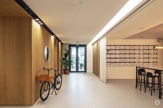 Calle Vía de los Poblados, 1, Madrid, Madrid en alquiler Foto del interior- Imagen 2 de 18