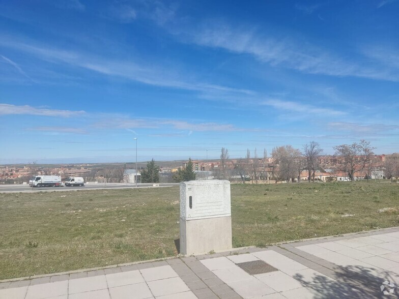 Terrenos en Segovia, Segovia en venta - Foto del edificio - Imagen 3 de 7