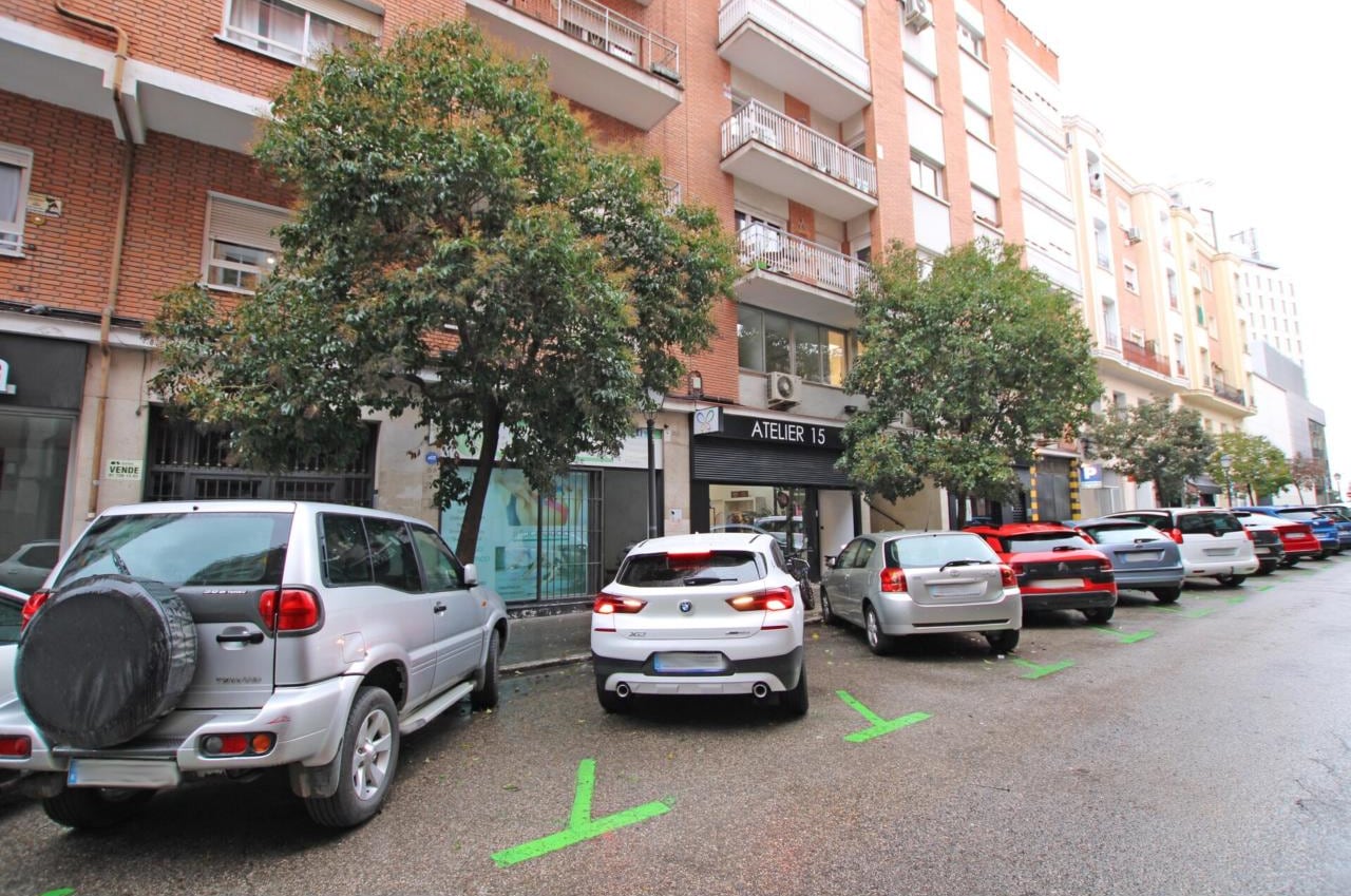 Madrid, MAD 28028 - Unidad 03 - - Foto del interior - Image 1 of 11