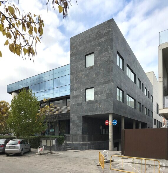 Calle Lanzarote, 15, San Sebastián de los Reyes, Madrid en venta - Foto del edificio - Imagen 2 de 4