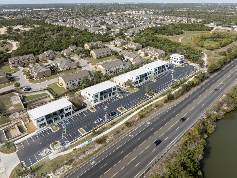 1651 S Bell Blvd, Cedar Park, TX en alquiler - Vista aérea - Imagen 2 de 36