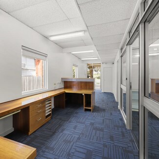 Más detalles de 13 Essex Rd, Mount Waverley - Oficina/Local en alquiler