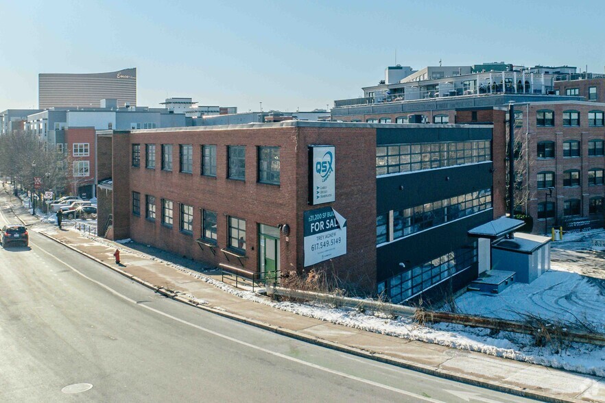 220 Broadway St, Everett, MA en alquiler - Foto del edificio - Imagen 2 de 7