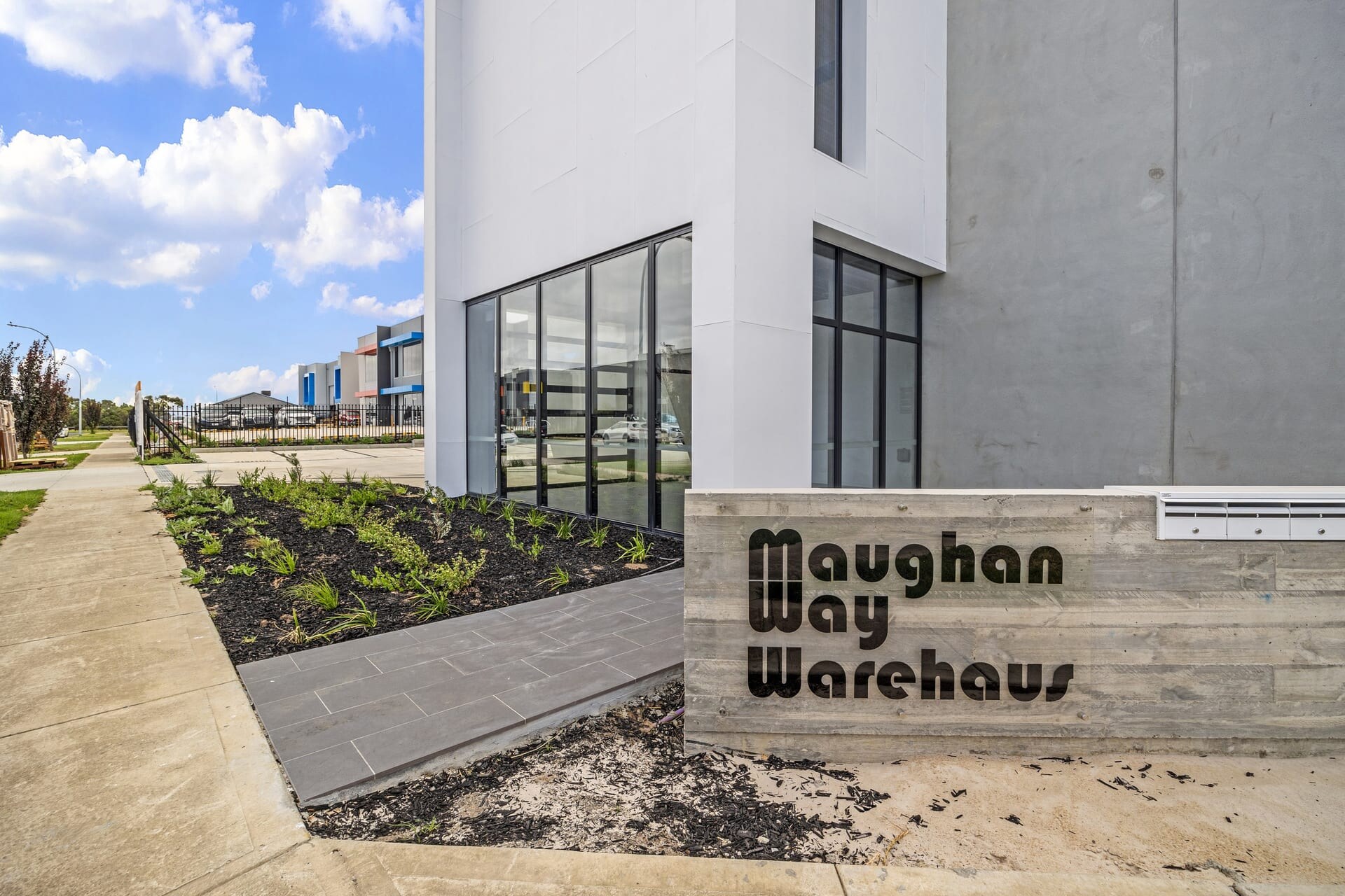 1-29 Maughan Way, Cranbourne West en alquiler Foto del edificio- Imagen 1 de 3