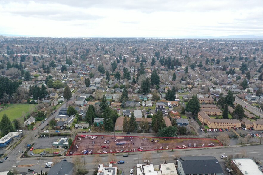 3659 SE Powell Blvd, Portland, OR en alquiler - Foto principal - Imagen 1 de 4