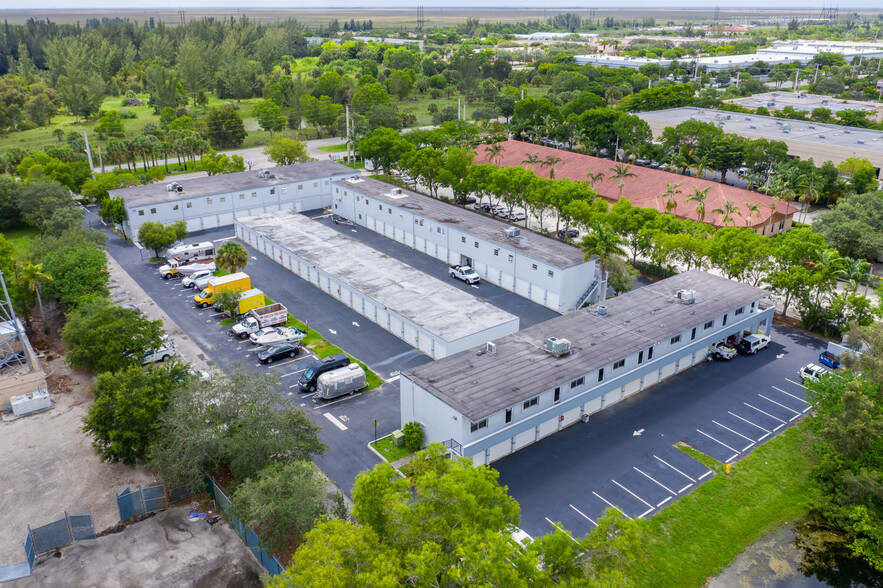 4700 N Hiatus Rd, Sunrise, FL en alquiler - Foto del edificio - Imagen 3 de 8