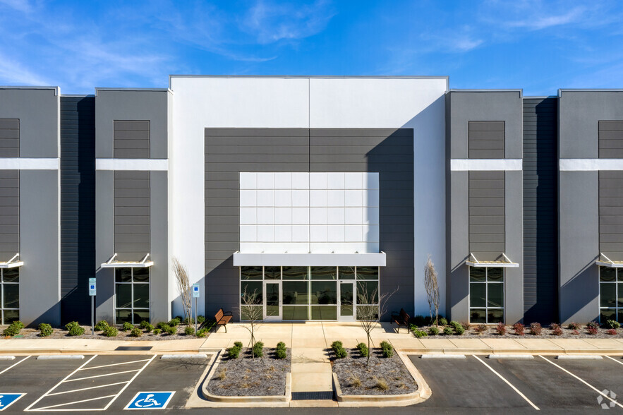 2021 Williams Industrial Blvd, Rock Hill, SC en alquiler - Foto del edificio - Imagen 3 de 8