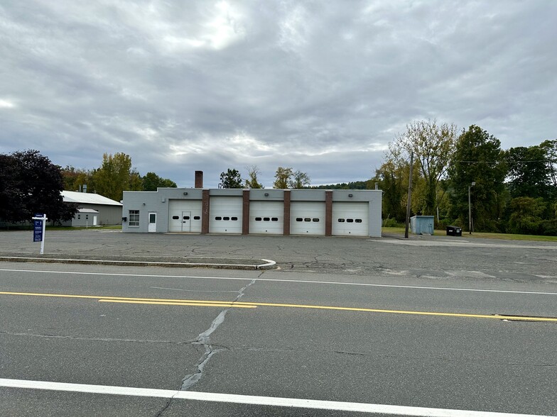 1955 N Main St, Sheffield, MA en venta - Foto del edificio - Imagen 2 de 11