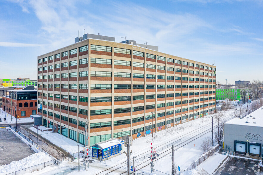 7250 Rue du Mile End, Montréal, QC en alquiler - Foto del edificio - Imagen 2 de 7