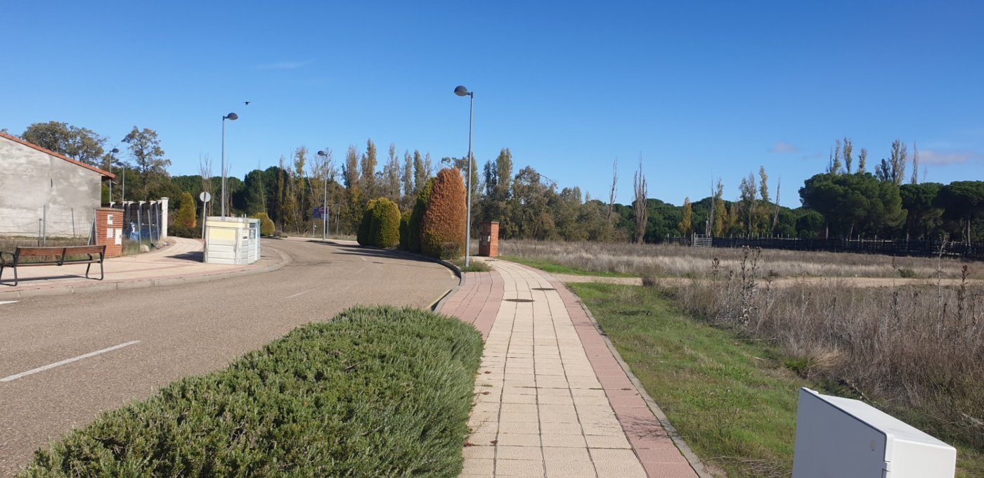 Terreno en Aldeamayor de San Martín, Valladolid en venta Foto principal- Imagen 1 de 26