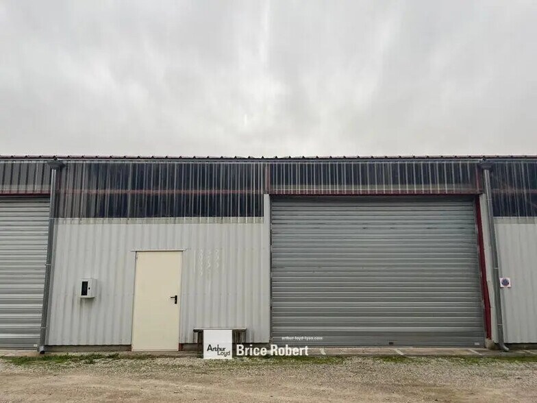 Flex en Lissieu en alquiler - Foto del edificio - Imagen 1 de 3