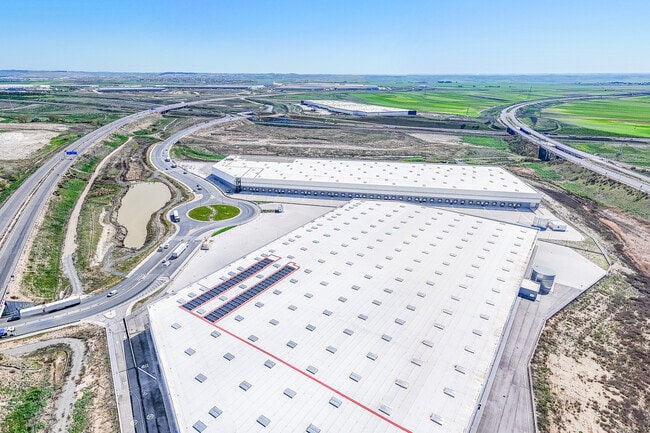 Más detalles de Calle Vial 6, 7, Illescas - Nave en alquiler