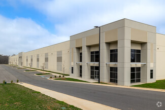 Meadow Oak Commerce Center - Inmueble