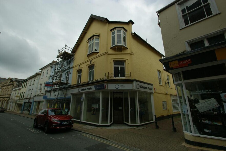 4 Cross St, Barnstaple en alquiler - Foto del edificio - Imagen 2 de 2