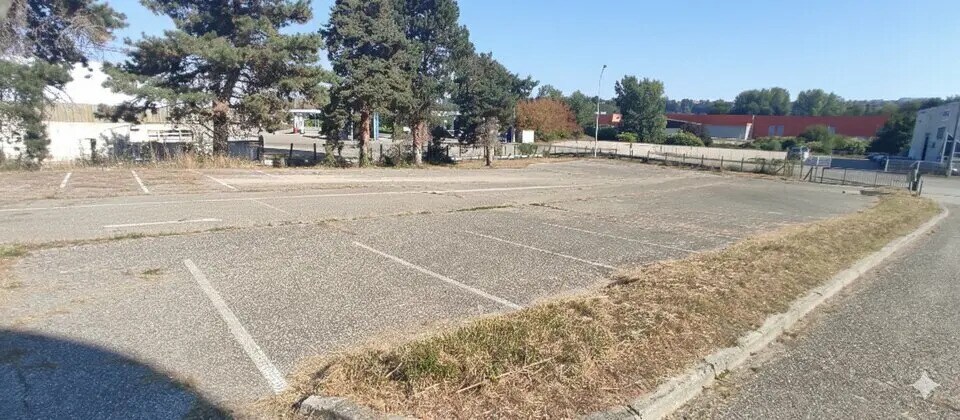 Terreno en La Tour-du-Pin en alquiler Foto del edificio- Imagen 1 de 4