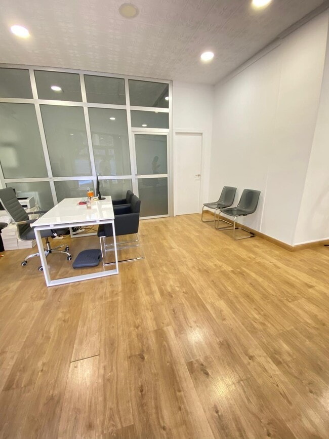 Más detalles de Local en alquiler