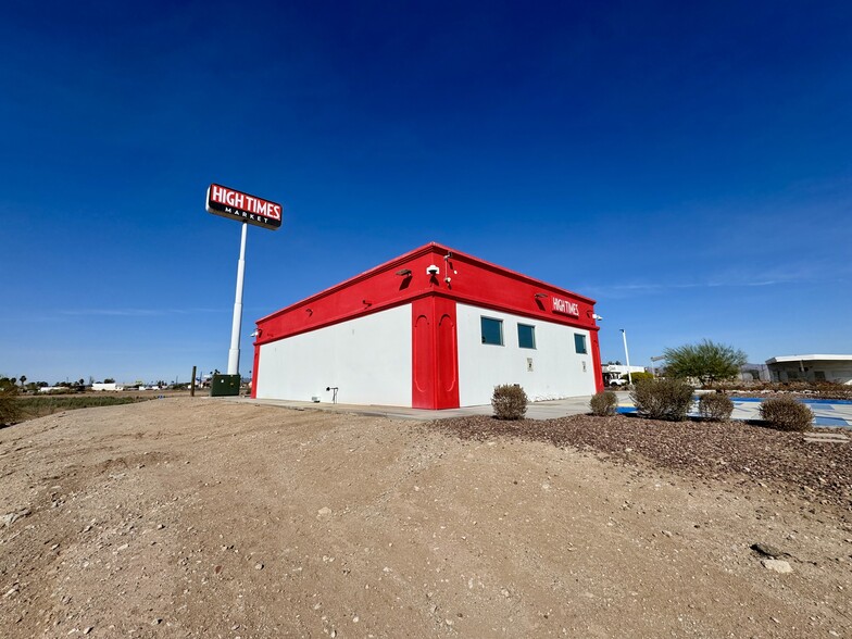 1894 E Hobsonway, Blythe, CA en venta - Foto del edificio - Imagen 2 de 18