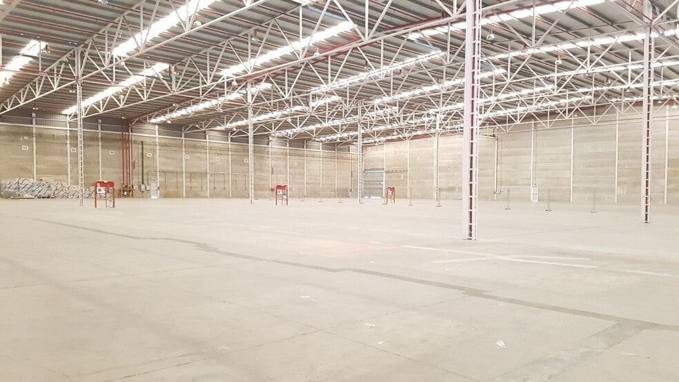 Nave en SEVILLA en alquiler - Foto del edificio - Imagen 2 de 10