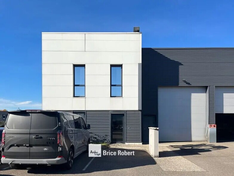 Flex en Saint-Fons en alquiler - Foto del edificio - Imagen 1 de 5