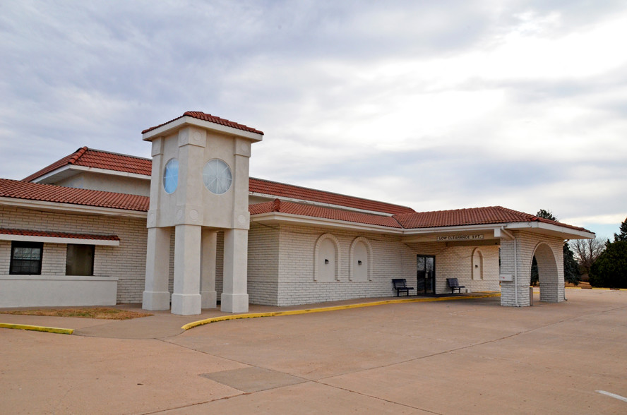 1401 W US Highway 54, Pratt, KS en venta - Foto del edificio - Imagen 3 de 22