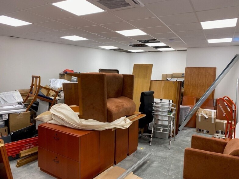 Unit 7 Stockingswater Lane, Enfield en alquiler - Foto del interior - Imagen 3 de 3