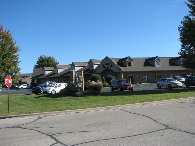 2071 Central Dr, Green Bay, WI en alquiler - Foto del edificio - Imagen 1 de 19