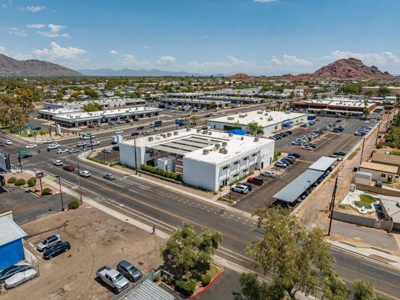 4801 E McDowell Rd, Phoenix, AZ en venta - Foto del edificio - Imagen 3 de 7