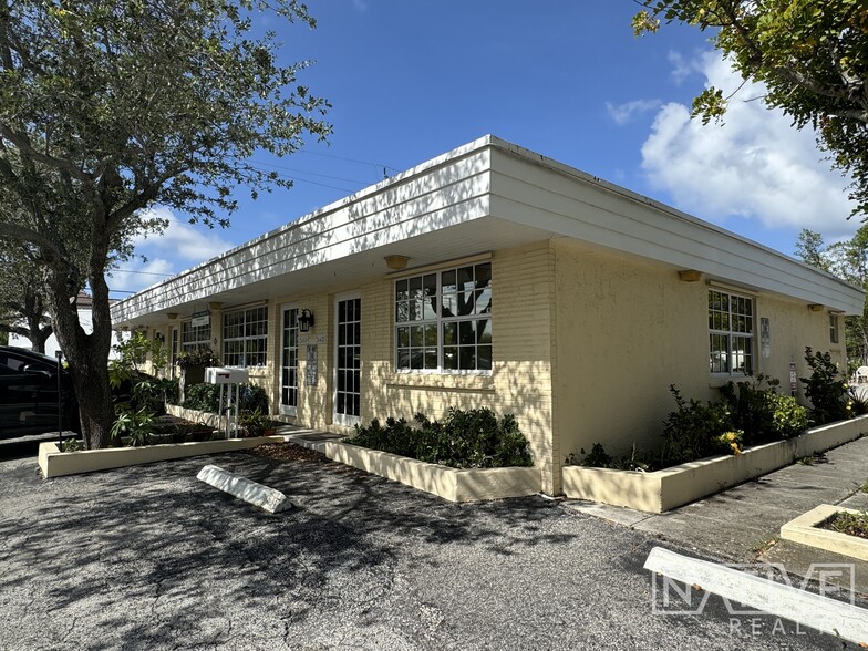 2448-2454 NE 13th Ave, Wilton Manors, FL en alquiler - Foto del edificio - Imagen 1 de 24